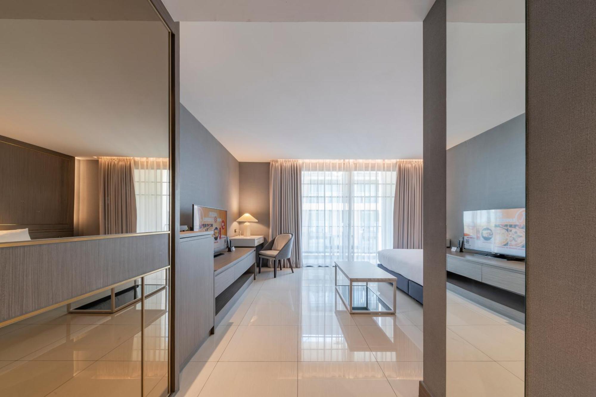 Mandarin Eastville, Pattaya - SHA Extra Plus Exteriör bild